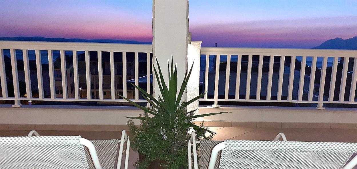 Apartments Villa Bonaca Baška Voda Δωμάτιο φωτογραφία