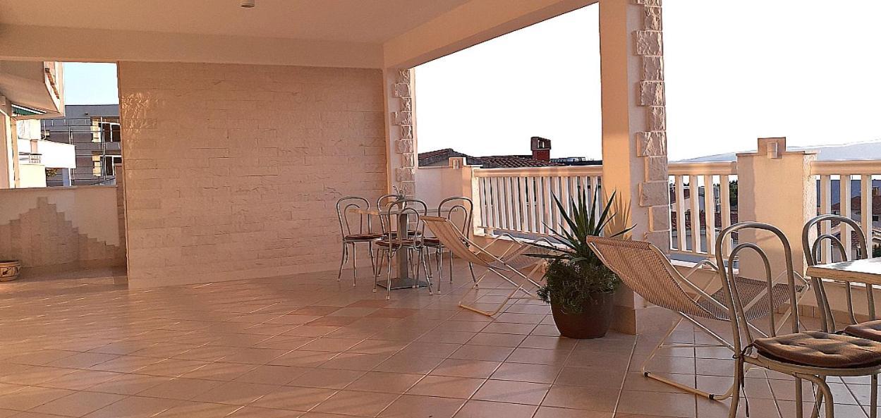 Apartments Villa Bonaca Baška Voda Δωμάτιο φωτογραφία