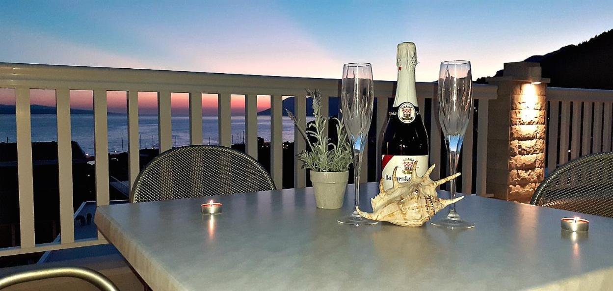 Apartments Villa Bonaca Baška Voda Εξωτερικό φωτογραφία
